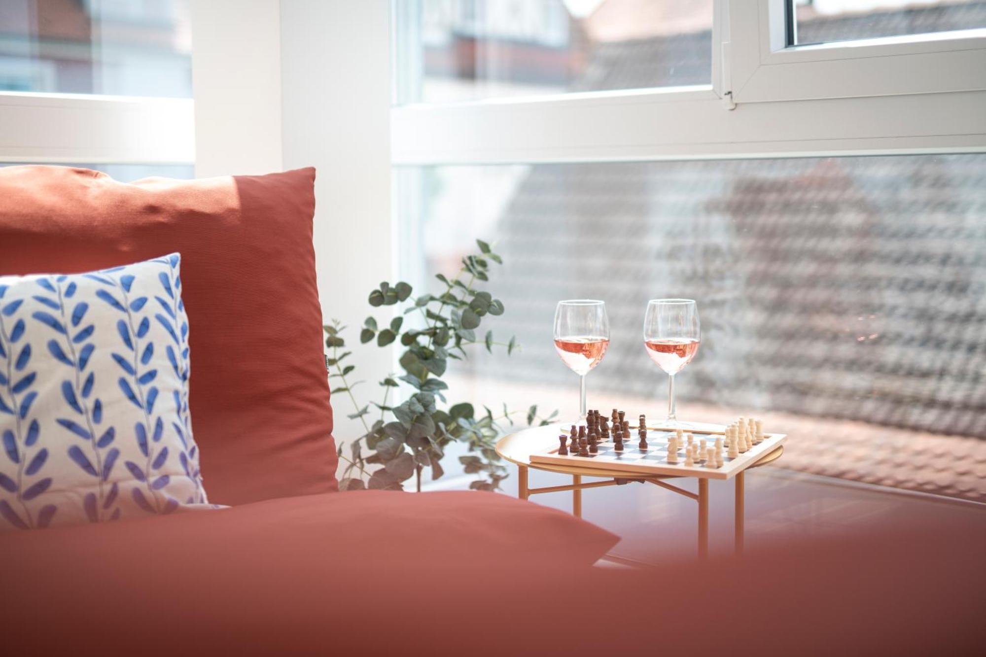 Bunter Hund Apartments - Zentrales Apartment, Parkplatz, Wintergarten, Kinderzimmer Ρότενμπουργκ  Εξωτερικό φωτογραφία