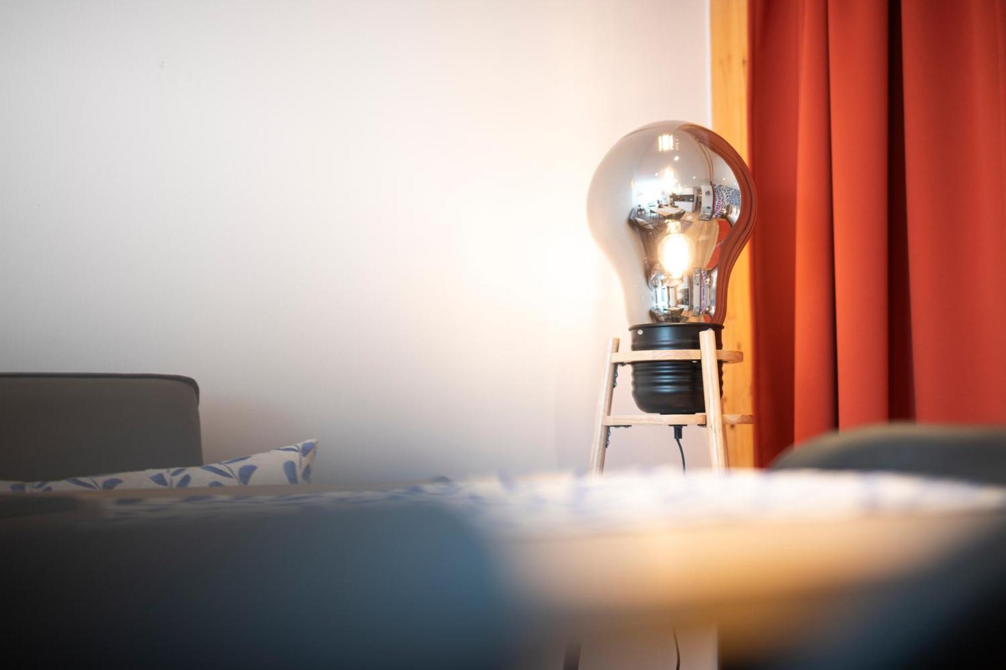 Bunter Hund Apartments - Zentrales Apartment, Parkplatz, Wintergarten, Kinderzimmer Ρότενμπουργκ  Εξωτερικό φωτογραφία